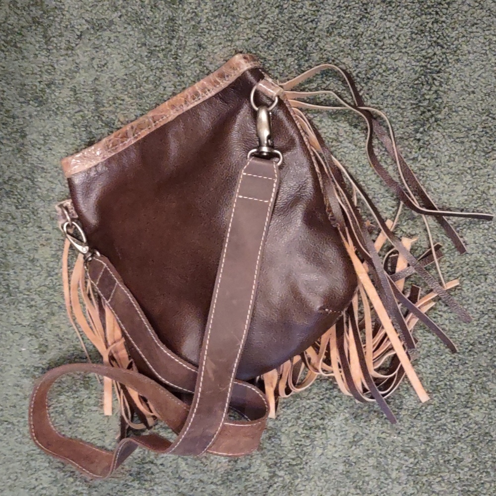 Turkey Creek Designs. Hand Made in Texas. Leather/fur/ fringe bag. - Picture 15 of 15